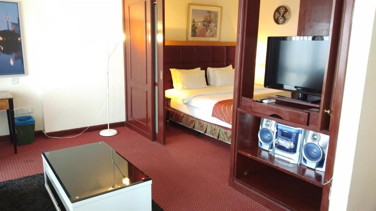 Times Square Service Apartment At Kuala Lumpur Esterno foto