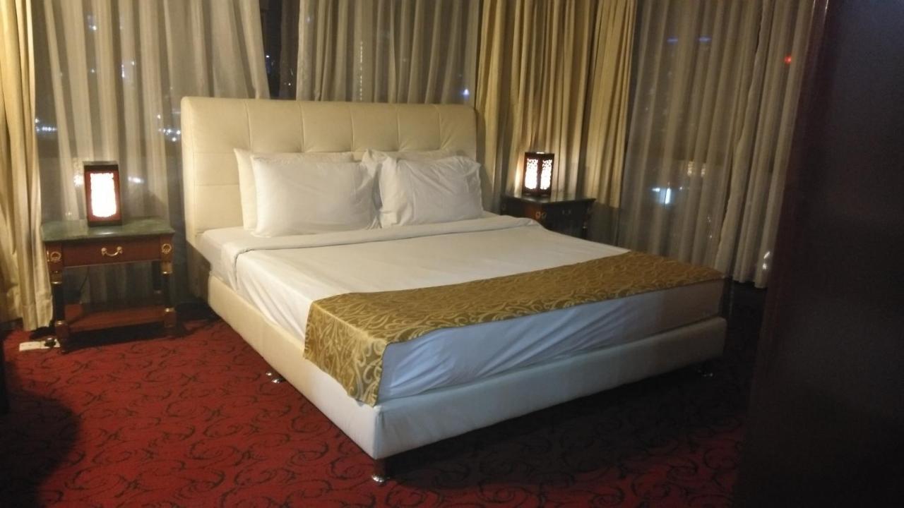 Times Square Service Apartment At Kuala Lumpur Esterno foto